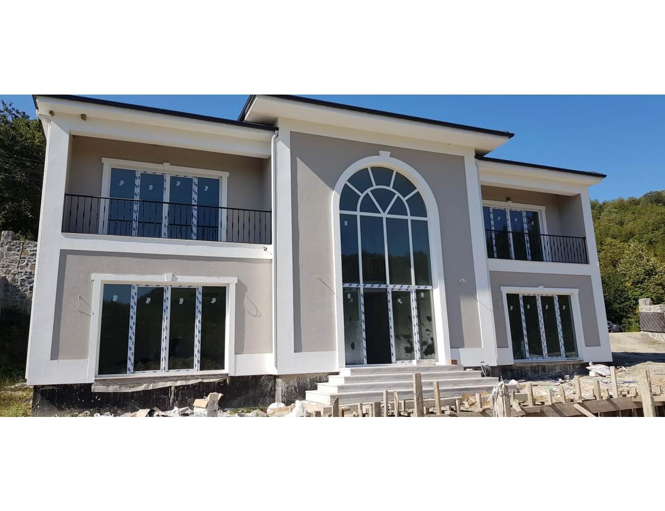 Project Location :  Fevziye, Sapanca
Project Type :  Single Private Villa
Total Land :  2,200m2
Total Construction Area :  400m2
Project Completion :  2020